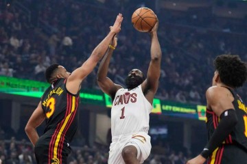 开云电子-哈登复出21+5+4骑士险胜老鹰 米切尔31+7里程碑莫布利22+19